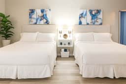 ESJ Towers Studio- Beach Access - Image 3