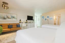 ESJ Towers Studio- Beach Access - Image 5