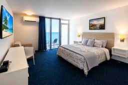 ESJ Towers Studio in Isla Verde - Image 2