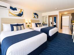 Queen Beds at ESJ Towers on Isla Verde Beach - Image 4