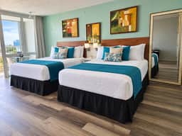 Isla Verde ESJ Towers Studio Apt with Queen Beds - Image 2