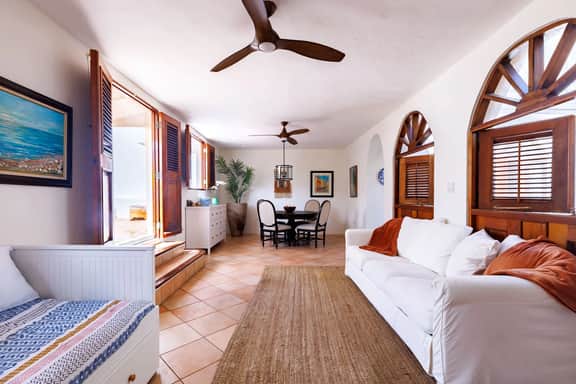 San Juan Family Penthouse- 2BR & City Views - Image 2