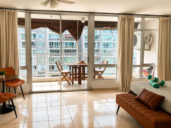 Modern Coral Beach Apt in Isla Verde with Beach Access & Pool - Image 1